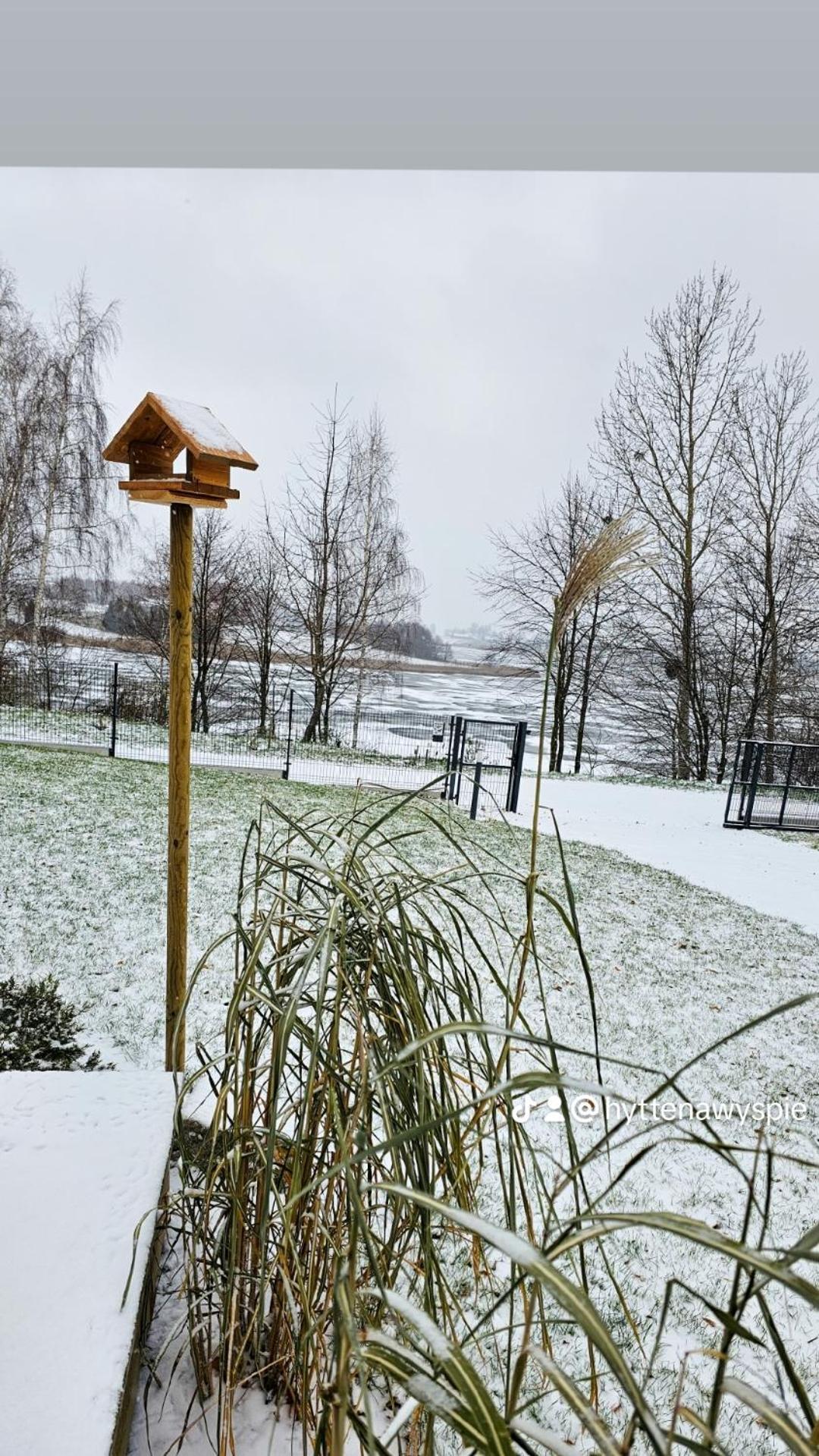 Hytte Na Wyspie -,,Roztoczanskie Morze" Kulikow Exterior foto